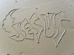 Bild: „Jesus_sand“ by Sammis Reachers / CC-by 2.0 / Quelle: flickr.com In: Pfarrbriefservice.de