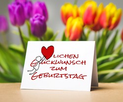 Geburtstag Bild: TeroVesalainen mit einer Grafik von ElisaRiva / Pixabay.com - Lizenzfrei